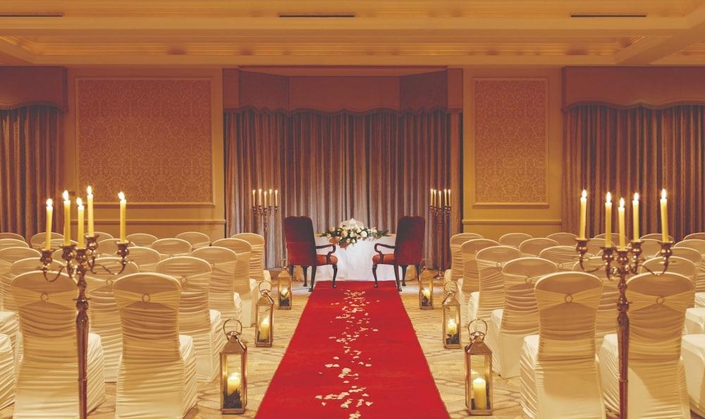Nuremore Hotel & Country Club كاريكماكروس المظهر الخارجي الصورة